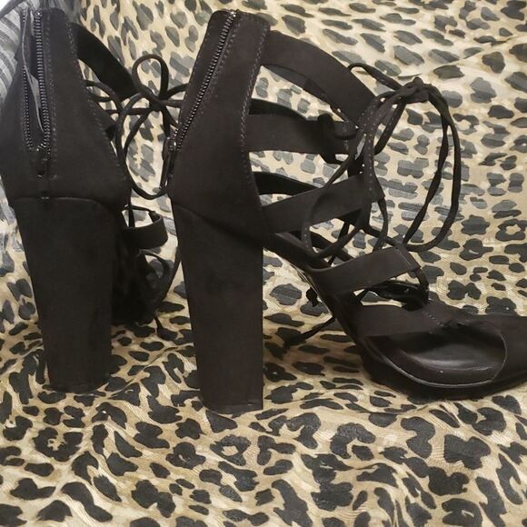 Forever 21 - Picture 6 of 7